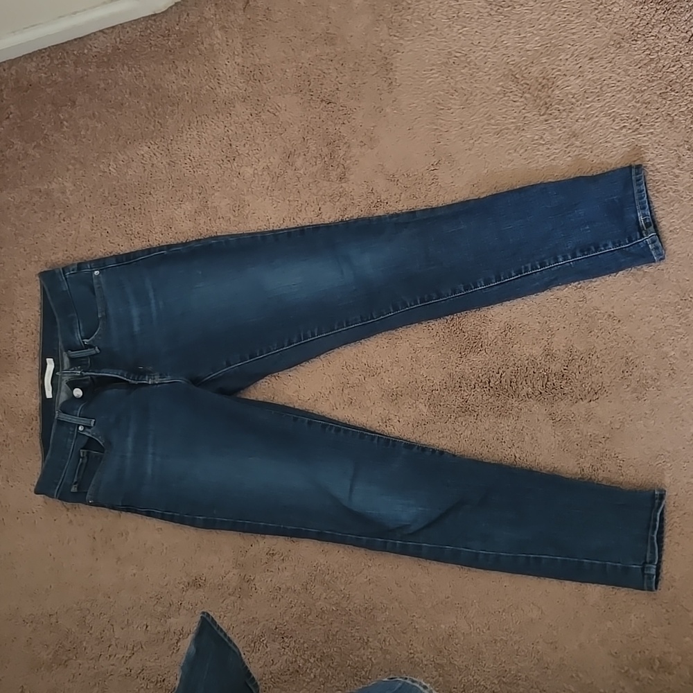 Levis dark wash 311 shaping skinny size 27
